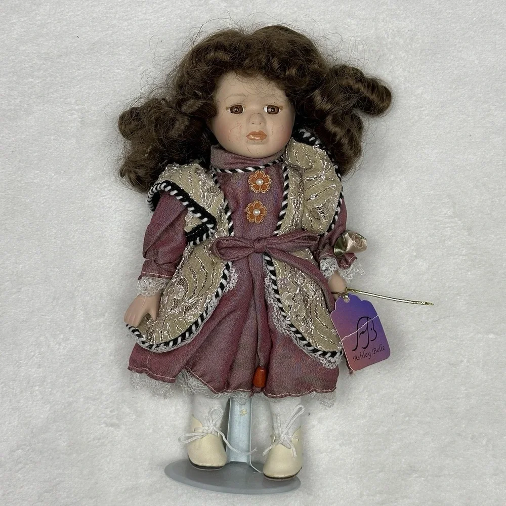 VTG Ashley Belle Redhead 1968 Porcelain Doll with Stand Victorian Collectibles.